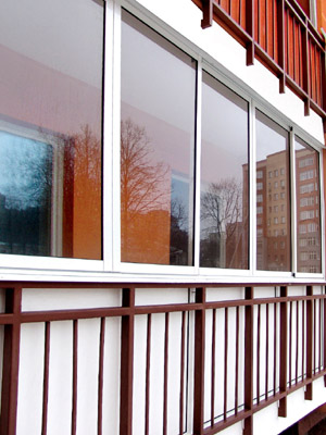 Алюминиевые балконные рамы серии ALT100