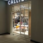 ALT 115 Витрина цельностеклянная