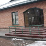 ALT 115 цельностеклянная входная группа